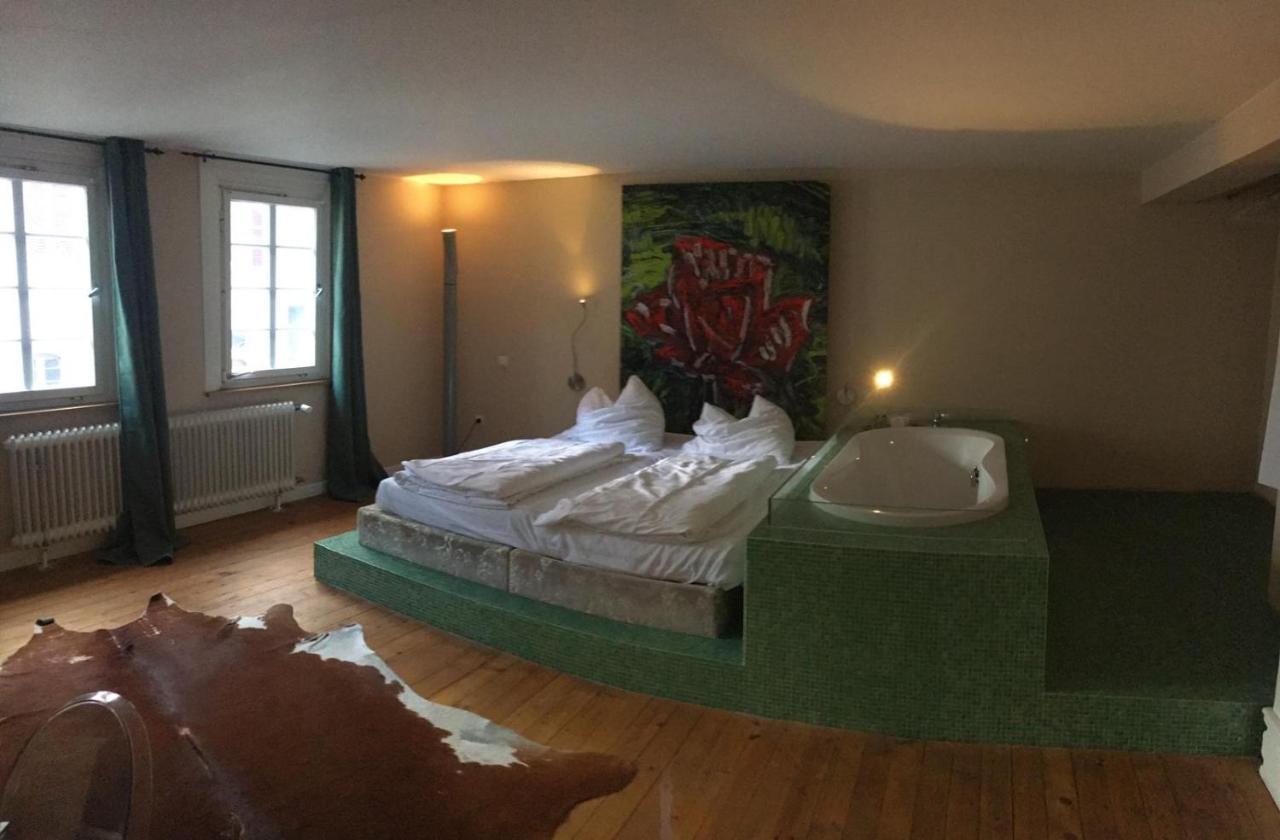 Hotel Loewen 拉尔 外观 照片
